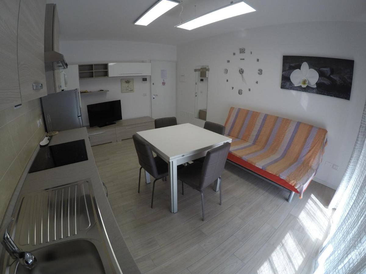 Residence Caorle Trilocale Con Piscina - Agenzia Cocal ภายนอก รูปภาพ